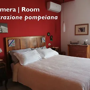 Ichome - Maison D'artiste Napels