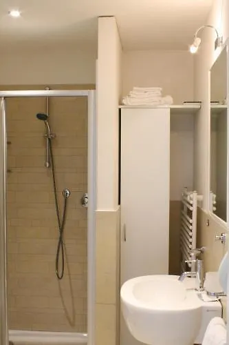 Wally Residence Rimini 3*,